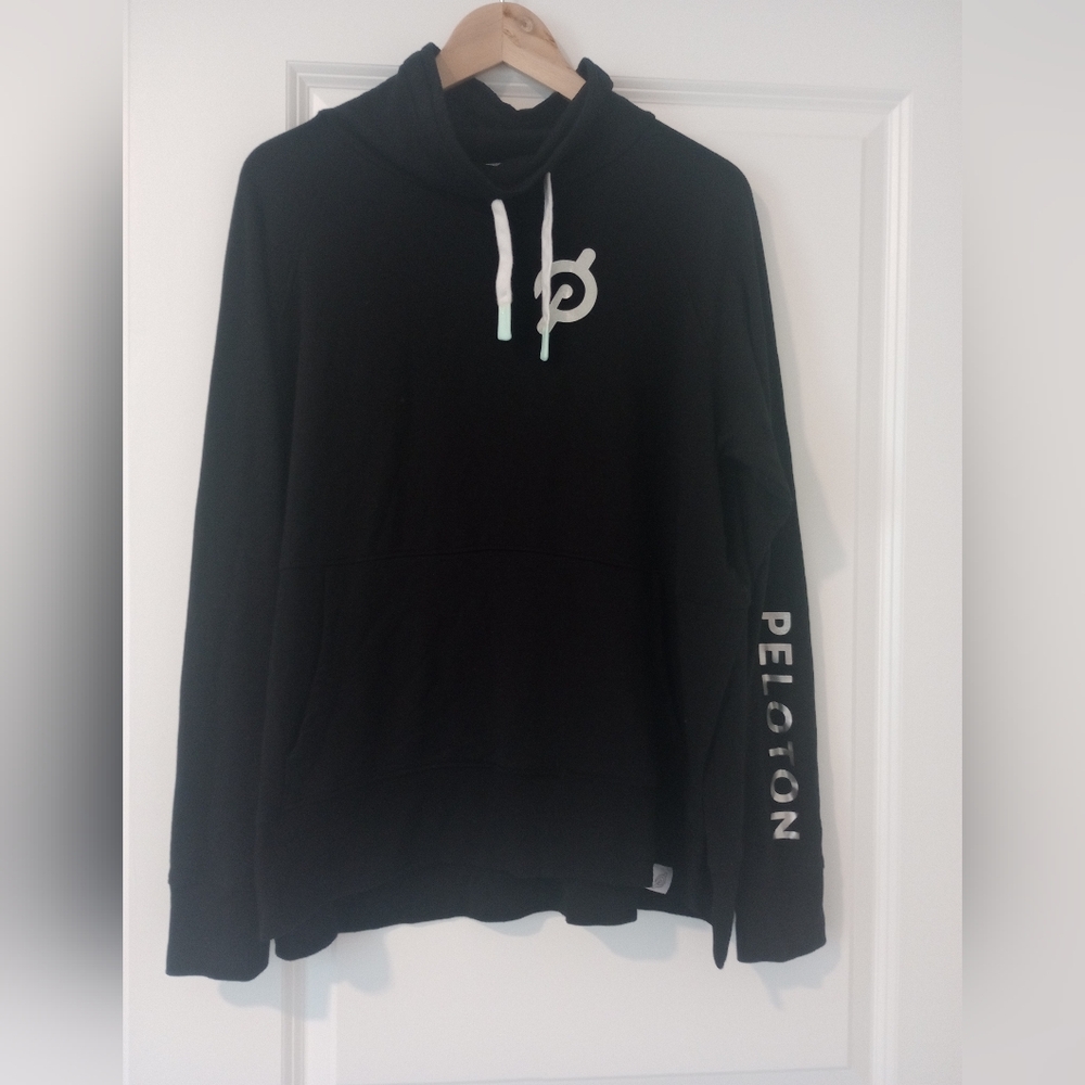 Peloton Black Long Sleeve Shirt/Hoodie Size M